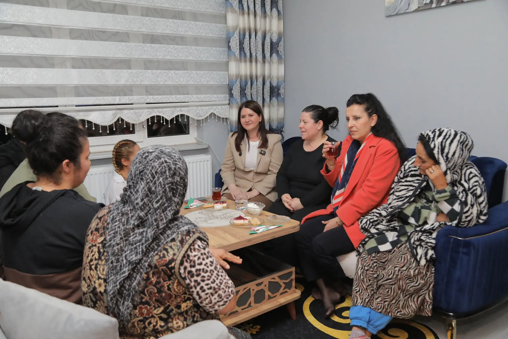 BAŞKAN GENCAN İFTAR SOFRALARINDA GÖNÜLLERE KONUK OLMAYA DEVAM EDİYOR galeri görseli